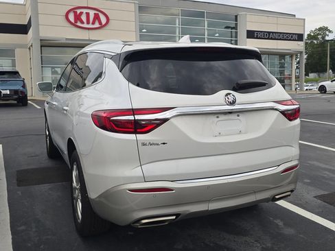 Used 2019 Buick Enclave Premium w/ Experience Buick Package AWD/4WD image 5