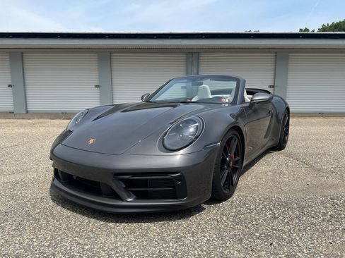 Used 2024 Porsche 911 Carrera GTS RWD image 1