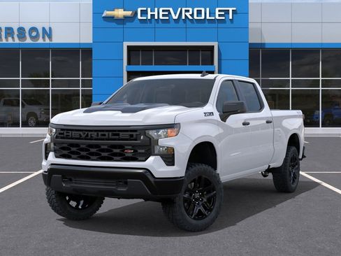 New 2026 Chevrolet Silverado 1500 Custom Trail Boss w/ Dark Appearance Package AWD/4WD image 8