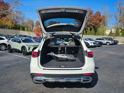 New 2026 Mercedes-Benz GLC 300 4MATIC image 9