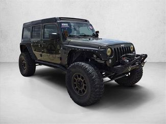 Used 2015 Jeep Wrangler Unlimited Rubicon w/ Connectivity Group AWD/4WD video 3