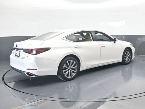 Used 2019 Lexus ES 350 w/ Premium Package image 6