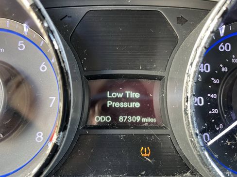 Used 2014 Hyundai Sonata GLS w/ Popular Equipment Group 2 FWD image 14