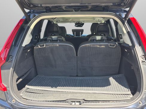 Used 2019 Volvo XC90 T5 Momentum w/ Protection Package FWD image 27