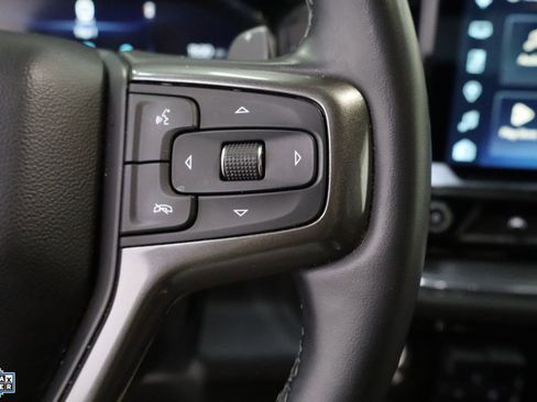 Used 2023 Chevrolet Silverado 1500 High Country image 17