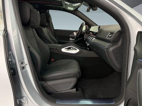 New 2026 Mercedes-Benz Maybach GLS 600 4MATIC image 23