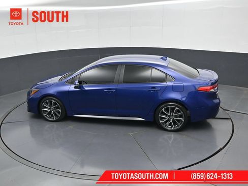 Used 2021 Toyota Corolla SE FWD image 48