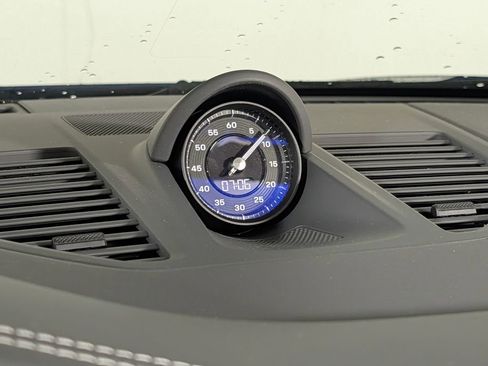 Certified 2020 Porsche 911 Carrera 4S image 29