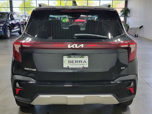 Used 2024 Kia Seltos EX AWD/4WD image 6