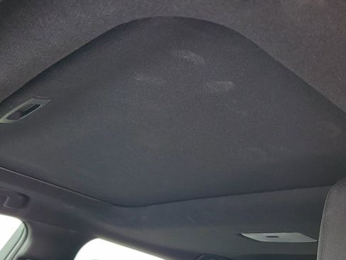 Used 2023 Toyota Corolla SE w/ SE Package image 10