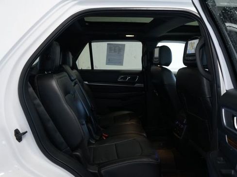 Used 2017 Ford Explorer Limited w/ Equipment Group 301A image 33