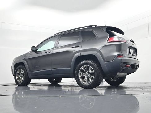 Used 2019 Jeep Cherokee Trailhawk AWD/4WD image 50