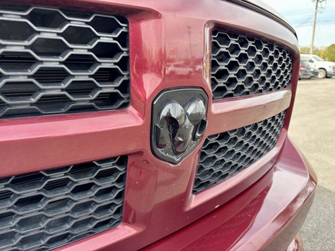 Used 2019 RAM 1500 Express w/ Express Value Package AWD/4WD image 34