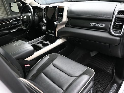 Used 2022 RAM 1500 Laramie w/ Laramie Southwest Edition AWD/4WD image 39