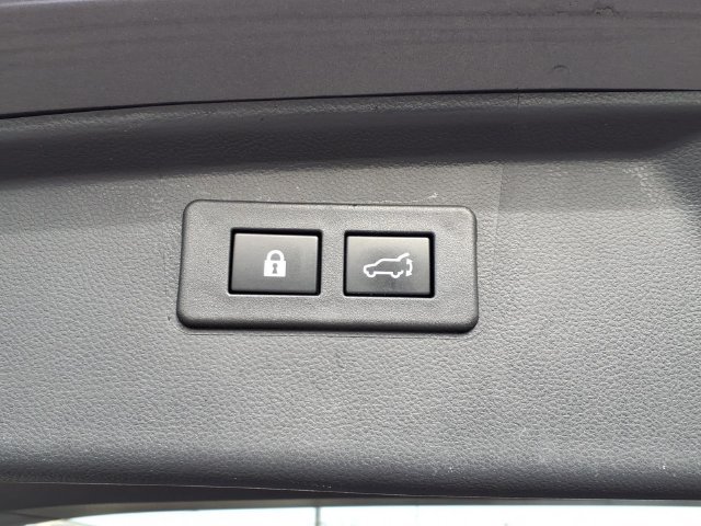 Used 2022 Subaru Outback Touring w/ Popular Package #2 AWD/4WD image 27