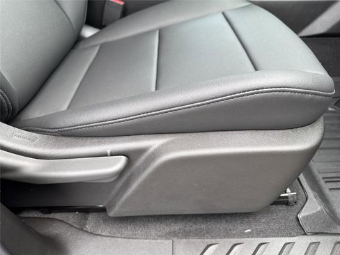 New 2026 Chevrolet Colorado Trail Boss AWD/4WD image 12