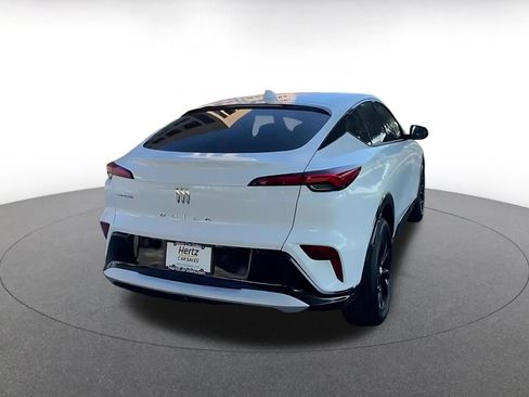 Used 2025 Buick Envista Sport Touring image 12