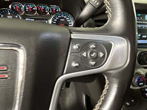 Used 2020 GMC Yukon SLT AWD/4WD image 16