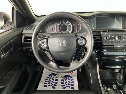 Used 2017 Honda Accord Sport Special Edition image 16