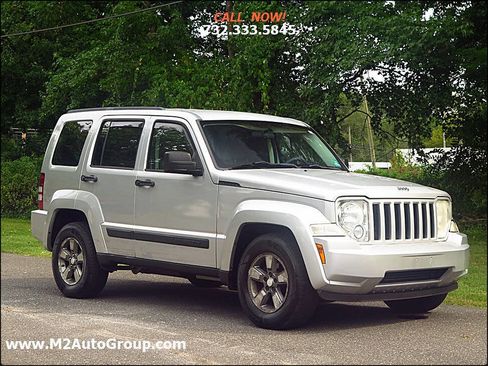 Used 2008 Jeep Liberty Sport image 6