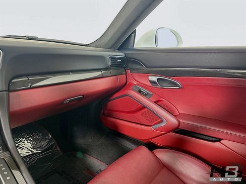 Used 2019 Porsche 911 Carrera 4S w/ Sport Chrono Package image 16