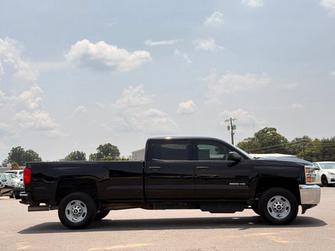 Used 2017 Chevrolet Silverado 2500 W/T AWD/4WD image 9