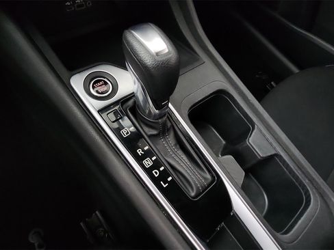 Used 2022 Nissan Sentra SV image 19