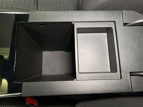 Used 2026 Chevrolet Equinox LT image 24