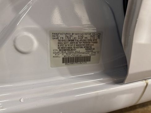 Certified 2025 Nissan Versa SV w/ Trunk Package image 61