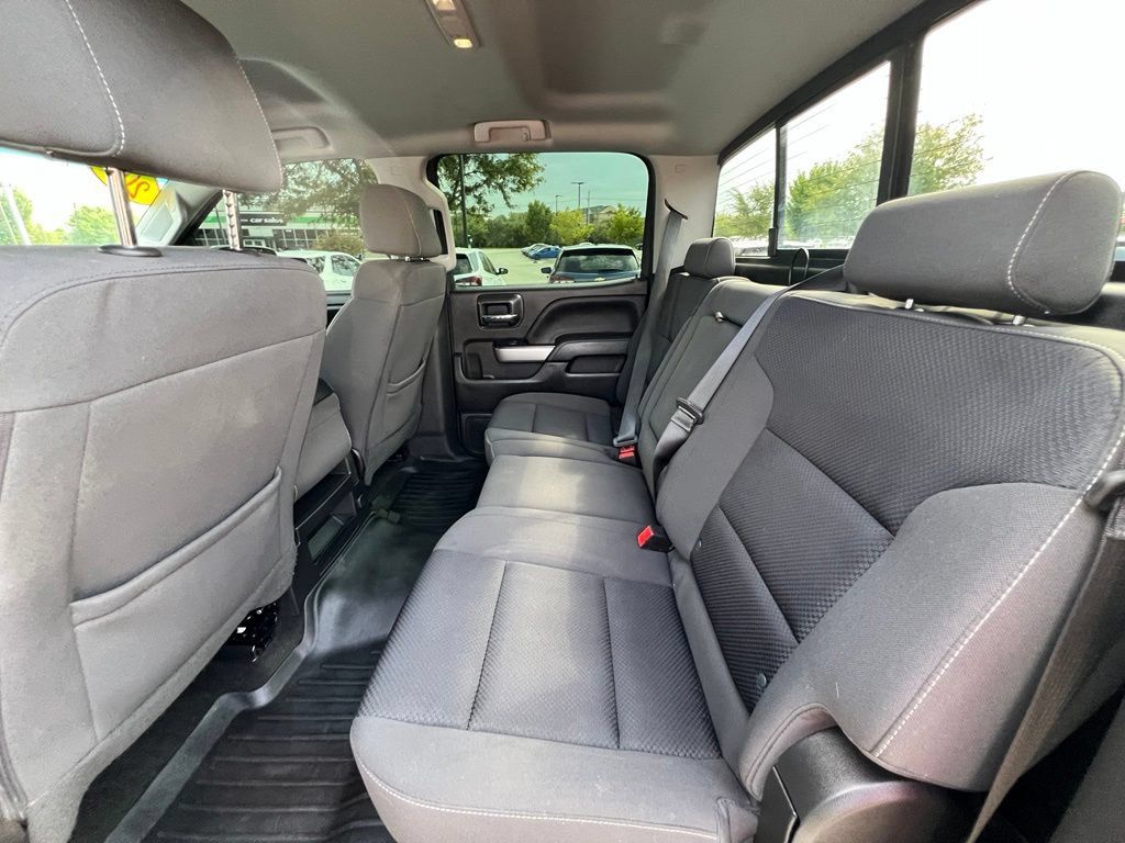 Used 2018 Chevrolet Silverado 1500 LT w/ All Star Edition AWD/4WD image 20