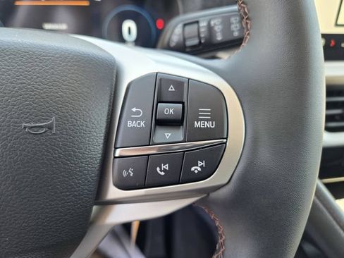 New 2026 Ford Explorer Active RWD image 12