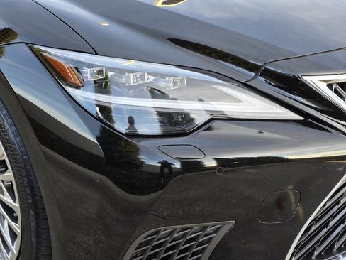 Used 2024 Lexus LS 500 image 8