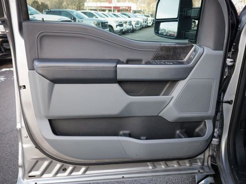 Used 2022 Ford F150 XLT w/ Equipment Group 302A High image 14