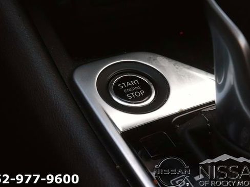 Used 2025 Nissan Sentra SV image 18