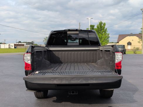 Used 2019 Nissan Titan PRO-4X w/ Pro-4x Utility Package AWD/4WD image 32
