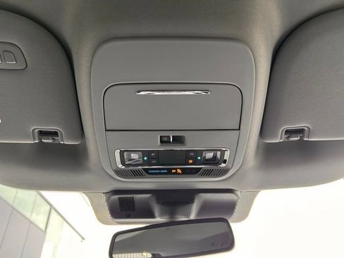 Used 2024 Ford F150 Lariat image 13