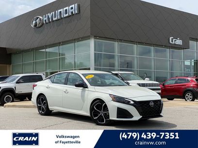 Used 2024 Nissan Altima 2.5 SR