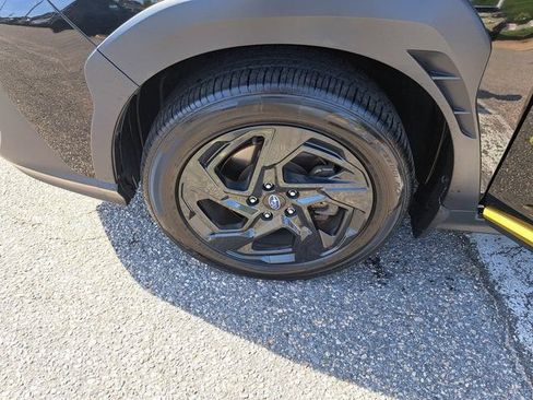 Used 2024 Subaru Crosstrek 2.5i Sport AWD/4WD image 28
