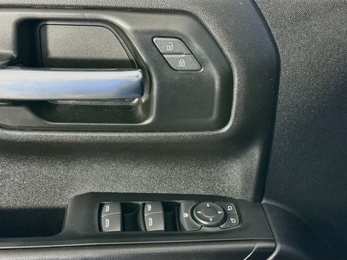 Used 2022 Chevrolet Silverado 1500 Custom RWD image 22