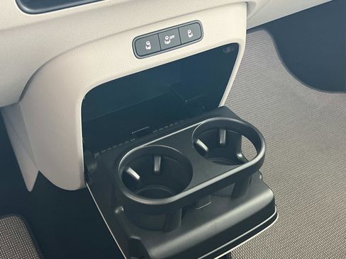 New 2025 Volkswagen ID. Buzz 1st Edition RWD image 22
