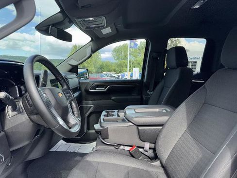 Certified 2026 Chevrolet Silverado 1500 LT AWD/4WD image 7