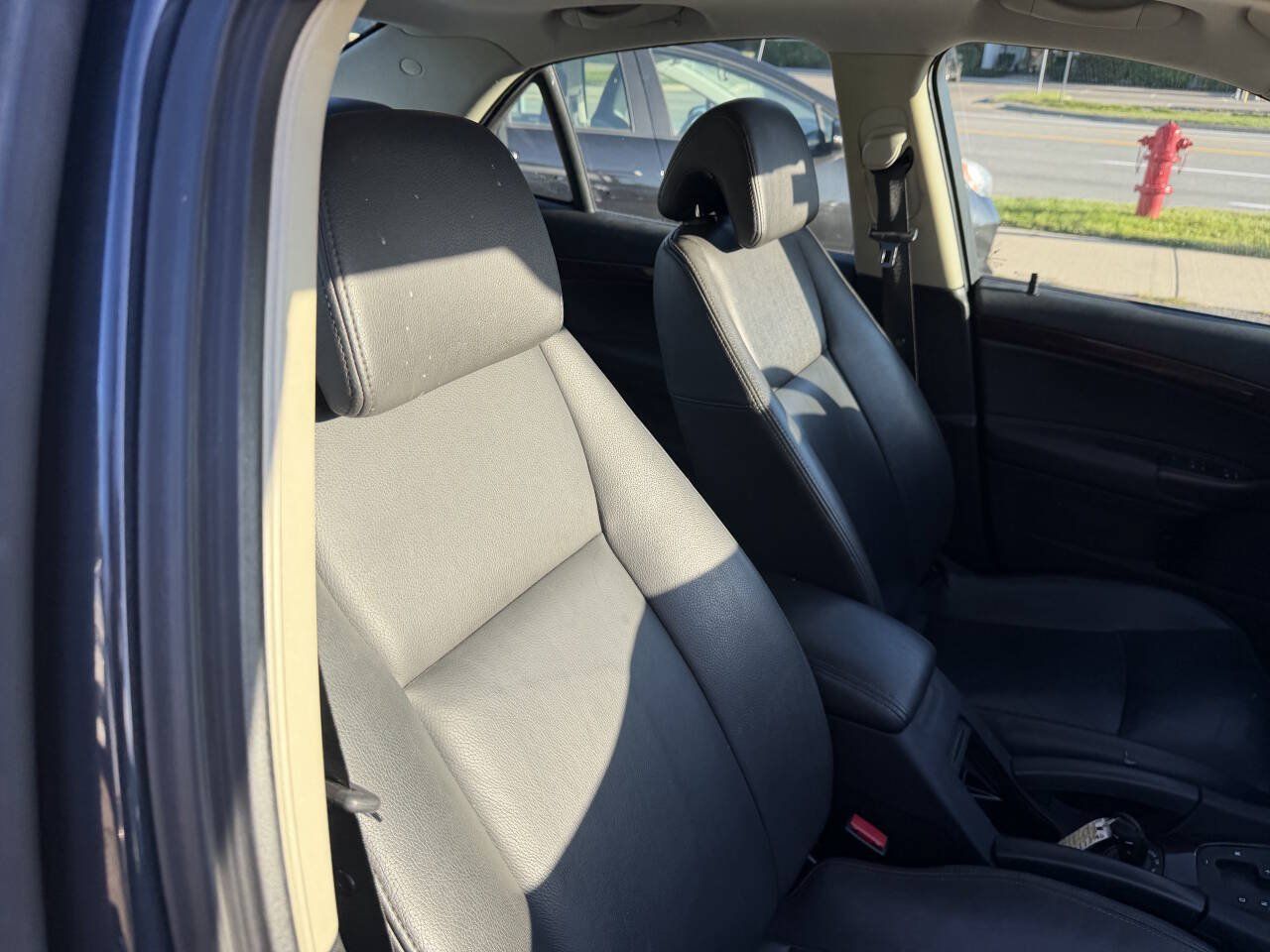 Used 2011 Saab 9-3 2.0T AWD/4WD image 8