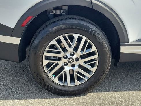 Used 2026 Hyundai Palisade SEL FWD image 7