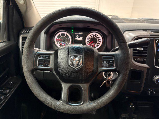 Used 2018 RAM 3500 Tradesman w/ Chrome Appearance Group AWD/4WD image 18