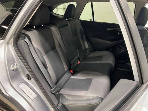 Used 2025 Subaru Outback Onyx Edition AWD/4WD image 24