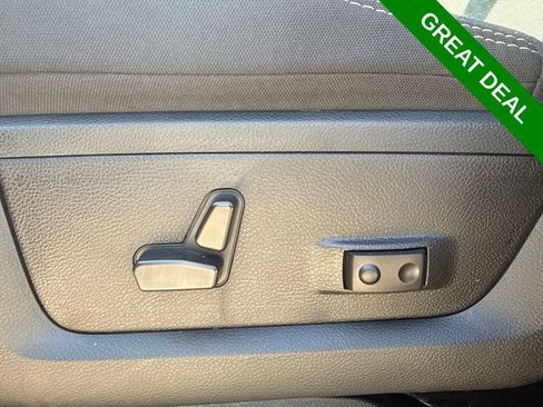 Used 2026 RAM 2500 Big Horn AWD/4WD image 19