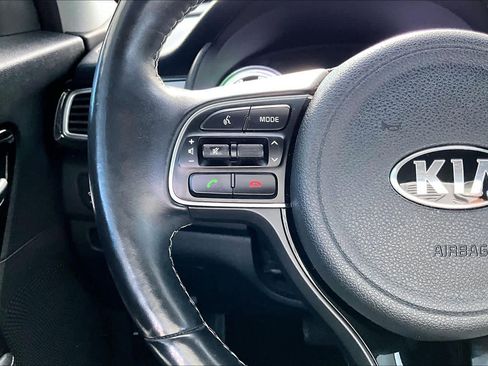 Used 2019 Kia Niro Touring image 23