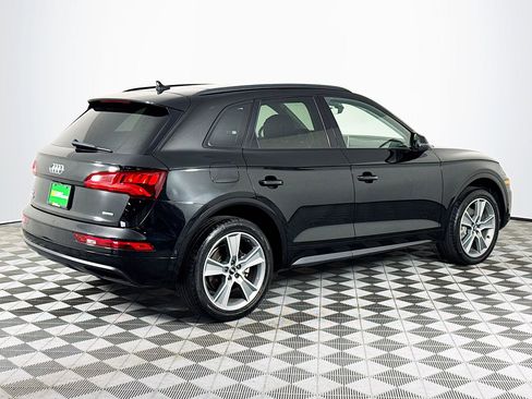 Used 2019 Audi Q5 Prestige w/ Prestige Package AWD/4WD image 10