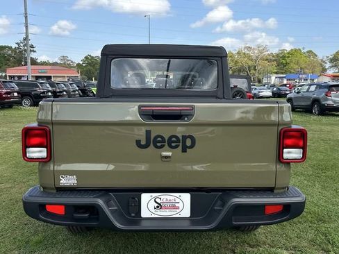 New 2026 Jeep Gladiator Sport AWD/4WD image 4