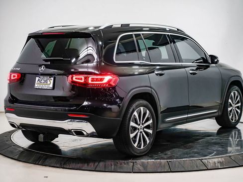 Certified 2022 Mercedes-Benz GLB 250 image 4